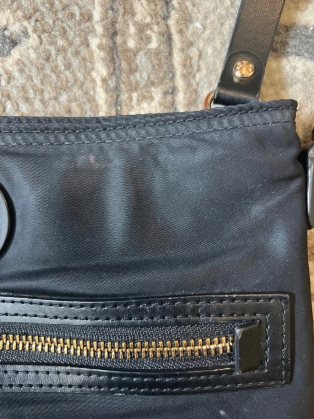 Tory Burch compact tory